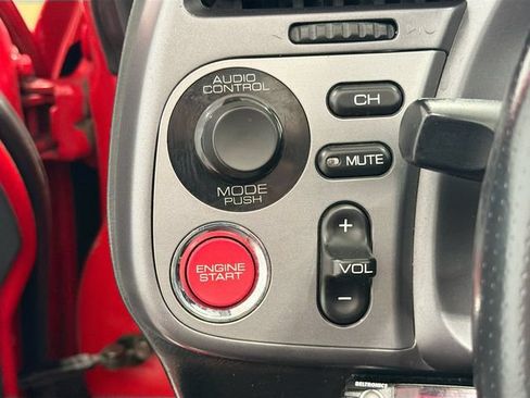 Used 2003 Honda S2000 image 9