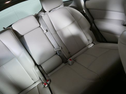 Used 2014 Nissan Pathfinder SL w/ SL Premium Package AWD/4WD image 14