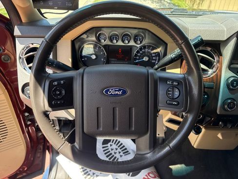 Used 2015 Ford F350 Lariat w/ Lariat Interior Package AWD/4WD image 15