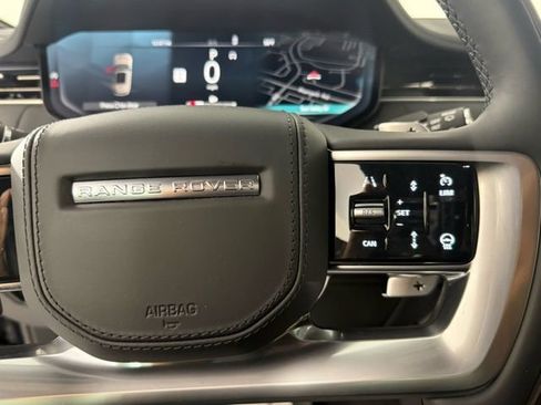 New 2025 Land Rover Range Rover SE image 19