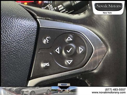 Used 2020 Chevrolet Traverse LT w/ Driver Confidence II Package image 18