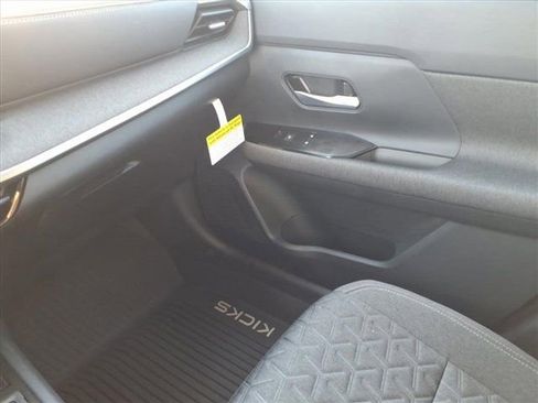 New 2026 Nissan Kicks SV image 24