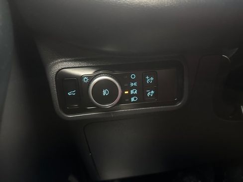 Used 2025 Ford Explorer ST-Line w/ ST-Line Street Pack image 35