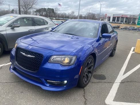 Used 2020 Chrysler 300 S w/ S Model Appearance Package image 13