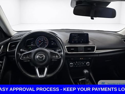 Used 2018 MAZDA MAZDA3 Grand Touring FWD image 12