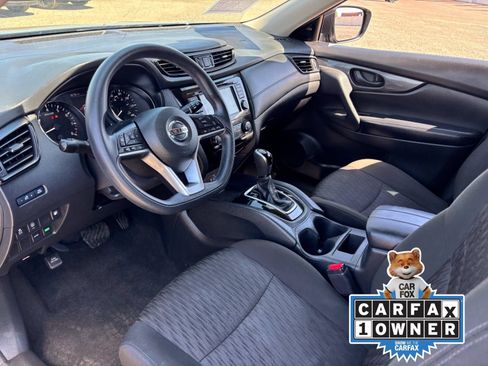 Used 2020 Nissan Rogue S FWD image 18