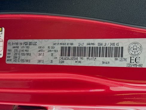 Used 2018 Jeep Wrangler Unlimited Sahara w/ Dual Top Group image 37