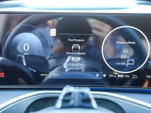 New 2026 Hyundai Ioniq 9 Limited AWD/4WD image 26