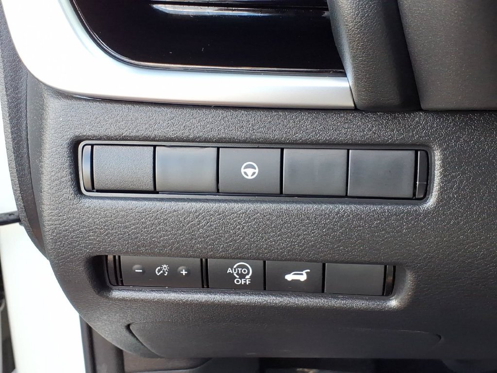 Certified 2023 Nissan Rogue SL w/ SL Premium Package AWD/4WD image 21