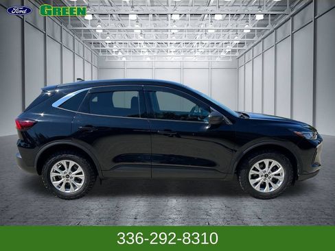 Used 2024 Ford Escape Active w/ Tech Pack #1 AWD/4WD image 6