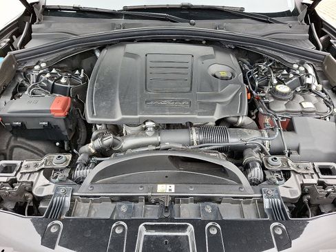 Used 2026 Jaguar F-PACE R-Dynamic S image 27