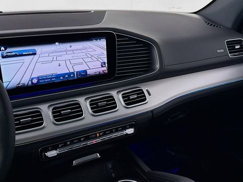New 2026 Mercedes-Benz GLS 580 4MATIC image 20