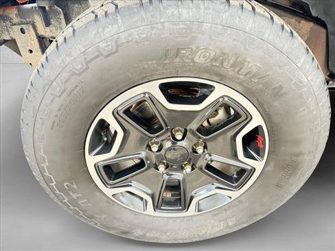 Used 2013 Jeep Wrangler Sport w/ Connectivity Group AWD/4WD image 17