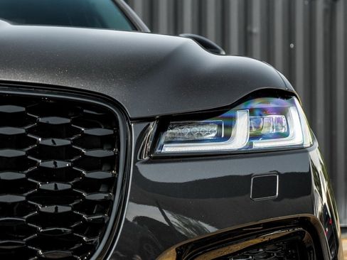 New 2026 Jaguar F-PACE R-Dynamic S image 6