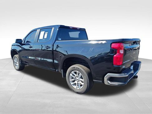 Used 2025 Chevrolet Silverado 1500 LT AWD/4WD image 3