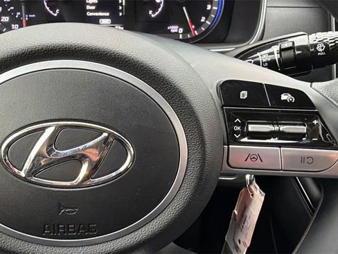 Used 2024 Hyundai Santa Cruz SE image 30