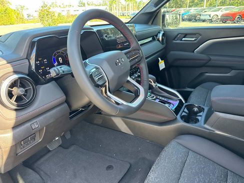 New 2025 Chevrolet Colorado Z71 w/ Midnight Edition image 15