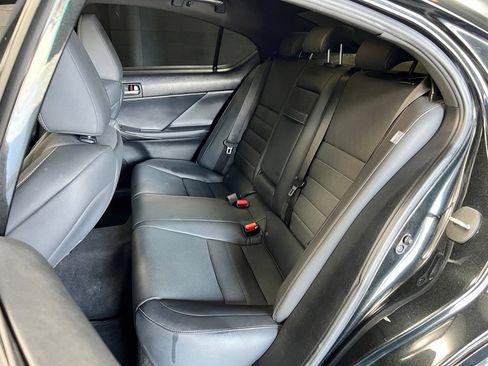 Used 2021 Lexus IS 350 F Sport RWD image 18
