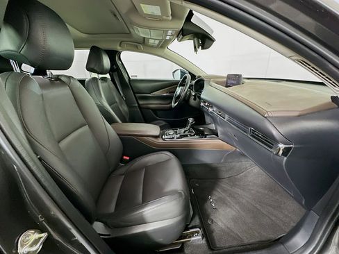 Used 2022 MAZDA CX-30 AWD 2.5 S w/ Premium Package image 31