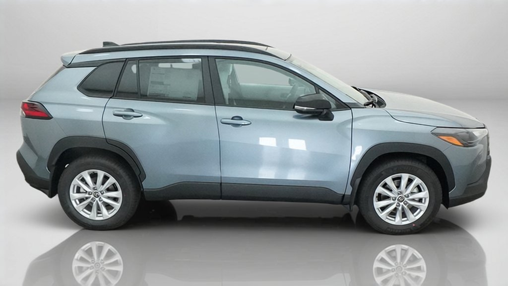 New 2026 Toyota Corolla Cross LE FWD image 14