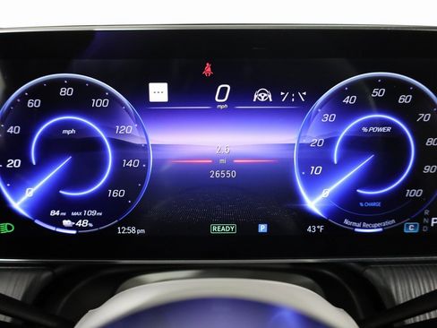 Certified 2023 Mercedes-Benz EQE 350+ 4MATIC SUV w/ Exclusive Trim Package image 19