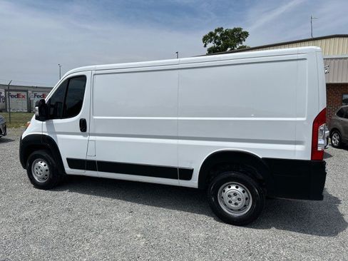 Used 2023 RAM ProMaster 2500 w/ Driver Convenience Group FWD image 13