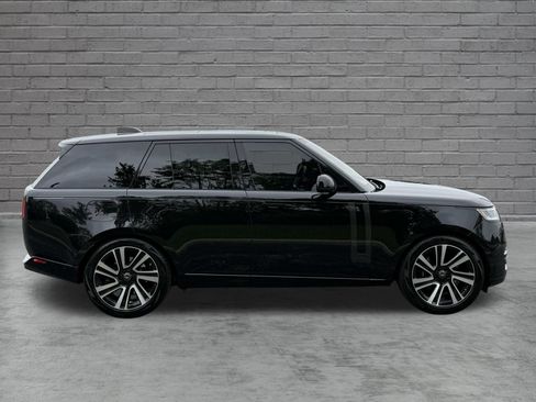 Certified 2023 Land Rover Range Rover SE AWD/4WD image 9