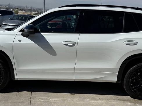 Certified 2025 Volkswagen Tiguan SE R-Line AWD/4WD image 6