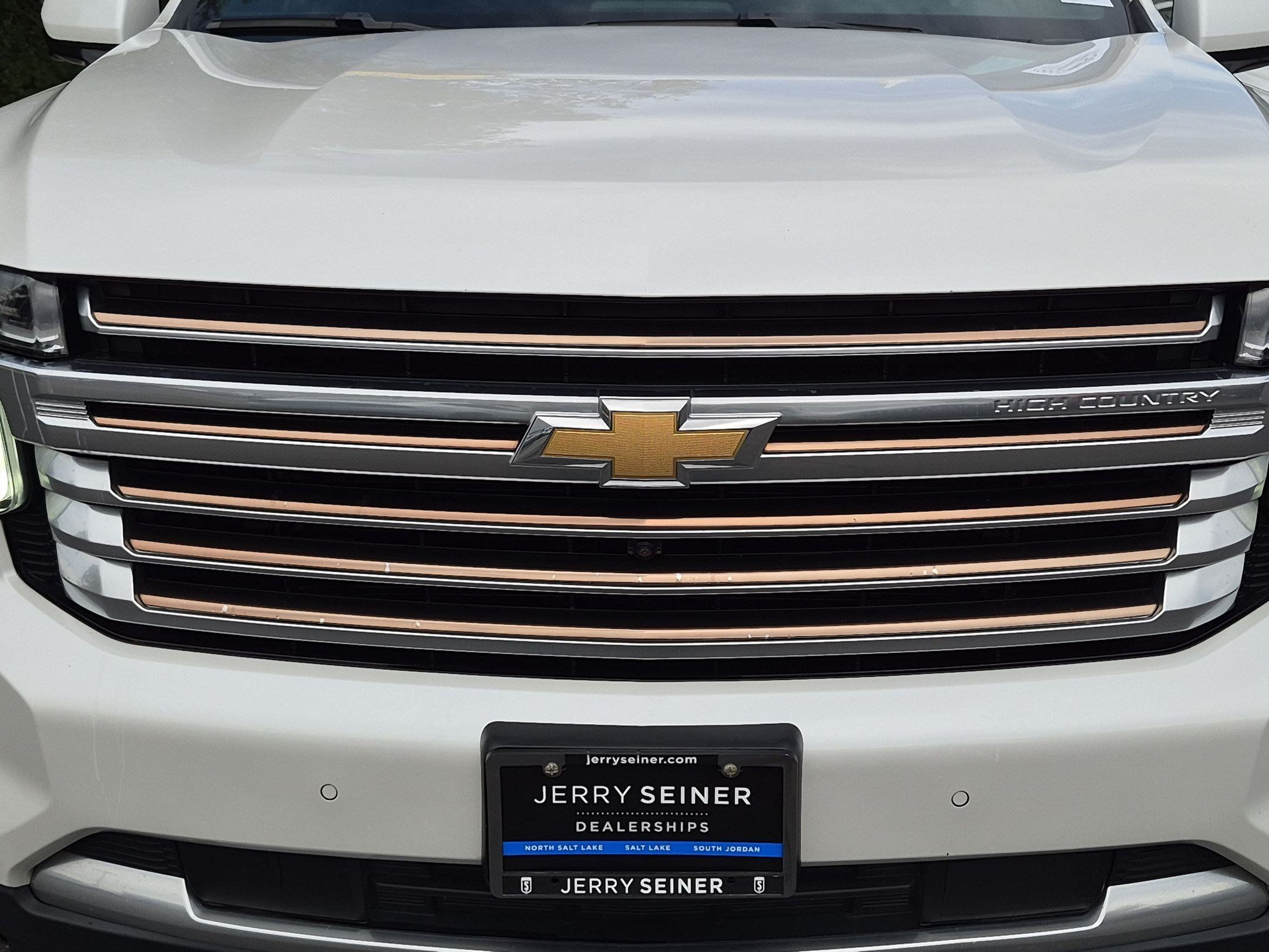 Certified 2021 Chevrolet Suburban High Country w/ Premium Package AWD/4WD image 11