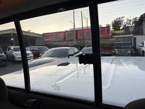 Used 2004 Dodge Dakota SLT w/ Deluxe Convenience Group image 4