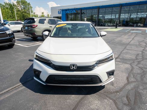 Certified 2024 Honda Civic Touring image 30