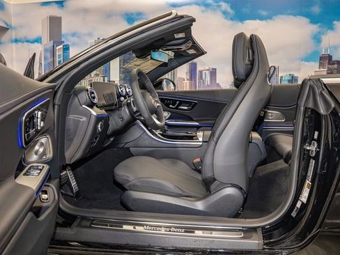 Used 2026 Mercedes-Benz CLE 450 4MATIC Cabriolet image 22