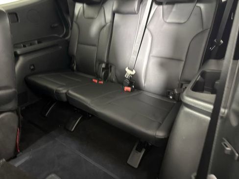 Used 2022 Kia Telluride EX w/ EX Premium Package image 24