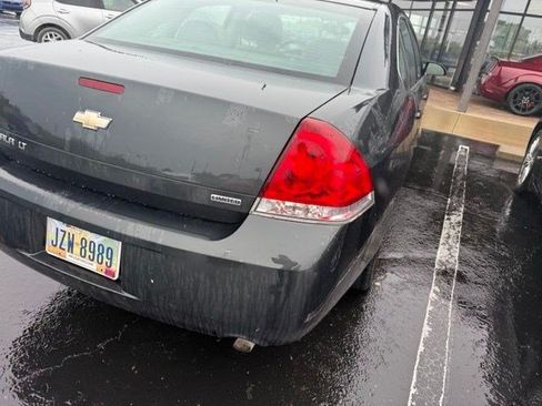 Used 2016 Chevrolet Impala LT FWD image 11
