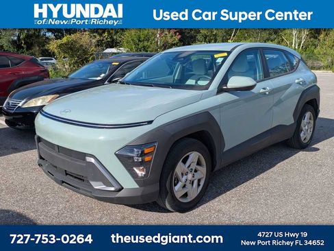 Certified 2024 Hyundai Kona SE FWD image 1