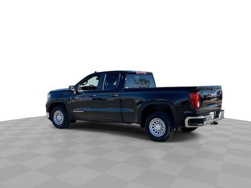 Used 2020 GMC Sierra 1500 Base w/ Sierra Value Package image 6