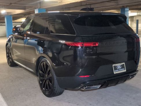 New 2026 Land Rover Range Rover Sport SE AWD/4WD image 3