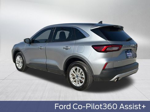 Used 2023 Ford Escape Active w/ Tech Pack #1 FWD image 11