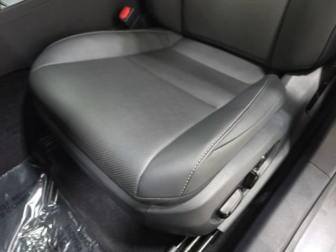 Used 2025 Lexus ES 350 w/ Premium Package FWD image 27