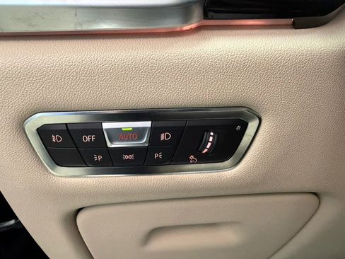 Used 2019 BMW X5 xDrive40i w/ M Sport Package image 58