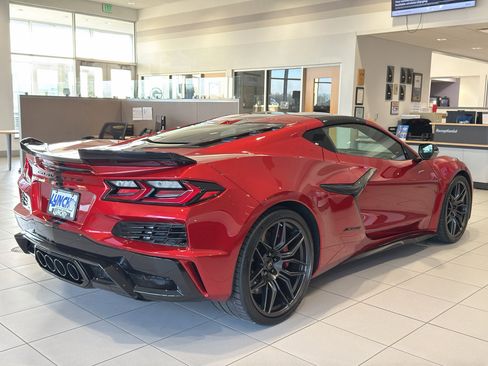 Used 2023 Chevrolet Corvette Z06 w/ Engine Appearance Package RWD image 4