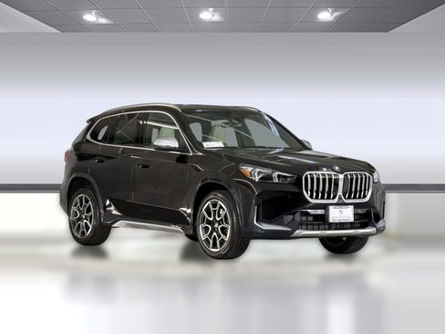Certified 2023 BMW X1 xDrive28i w/ Premium Package AWD/4WD image 6