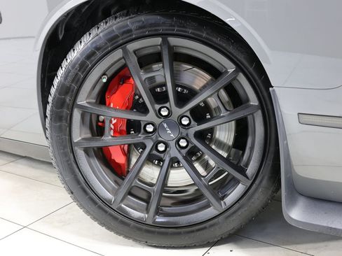 Used 2023 Dodge Challenger SRT Hellcat w/ Driver Convenience Group RWD image 12