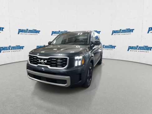 Used 2023 Kia Telluride S w/ S Sunroof Package AWD/4WD image 4