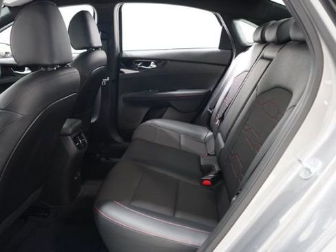 Used 2023 Kia Forte GT image 33