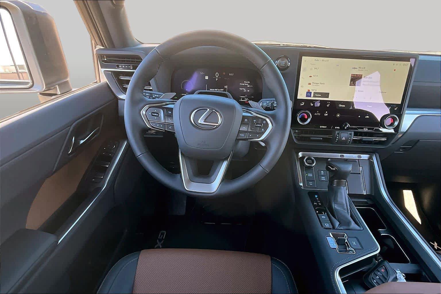 Certified 2026 Lexus GX 550 w/ Cold Area Package AWD/4WD image 6