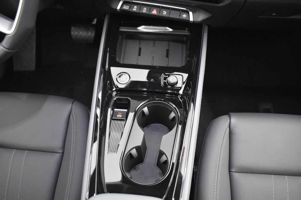 New 2026 Audi Q3 quattro 2.0T AWD/4WD image 16