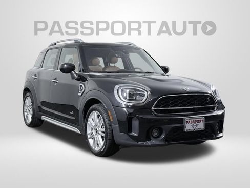 Used 2024 MINI Cooper Countryman S w/ Signature Upholstery Package AWD/4WD image 3