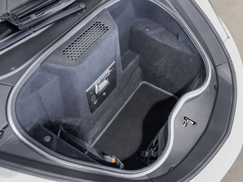 Used 2023 McLaren GT image 13