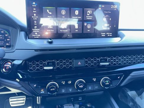 Used 2024 Honda Accord Sport image 8